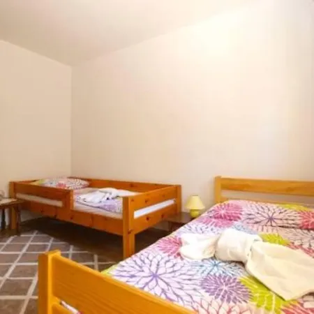 Almira Apartment Pula