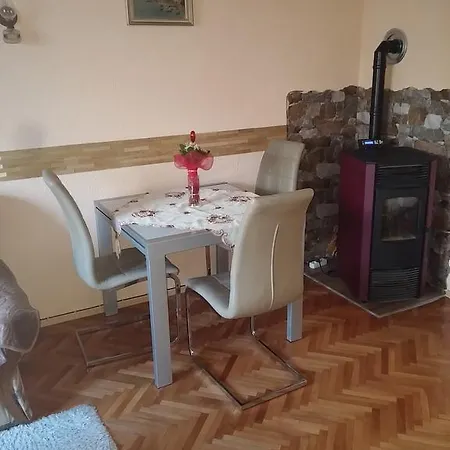 Almira Apartment Pula