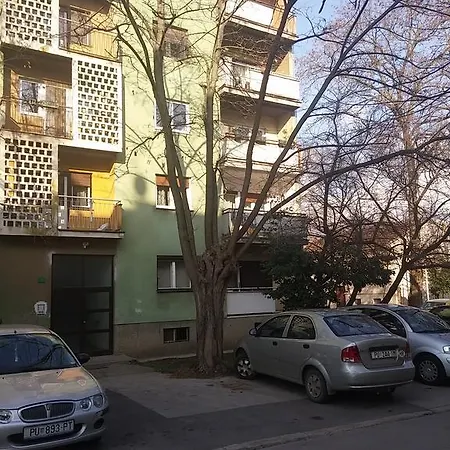 Apartment Almira Pula